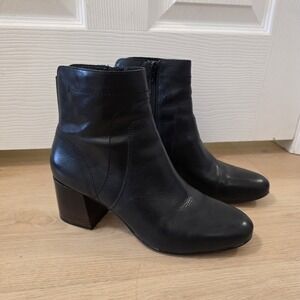 Corso Como Black Leather Block Heel Classic Modern‎ Ankle Boots Size 9.5M